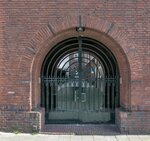 Poort Soembawastraat.
<br/>
Redactie, 2018-04-01